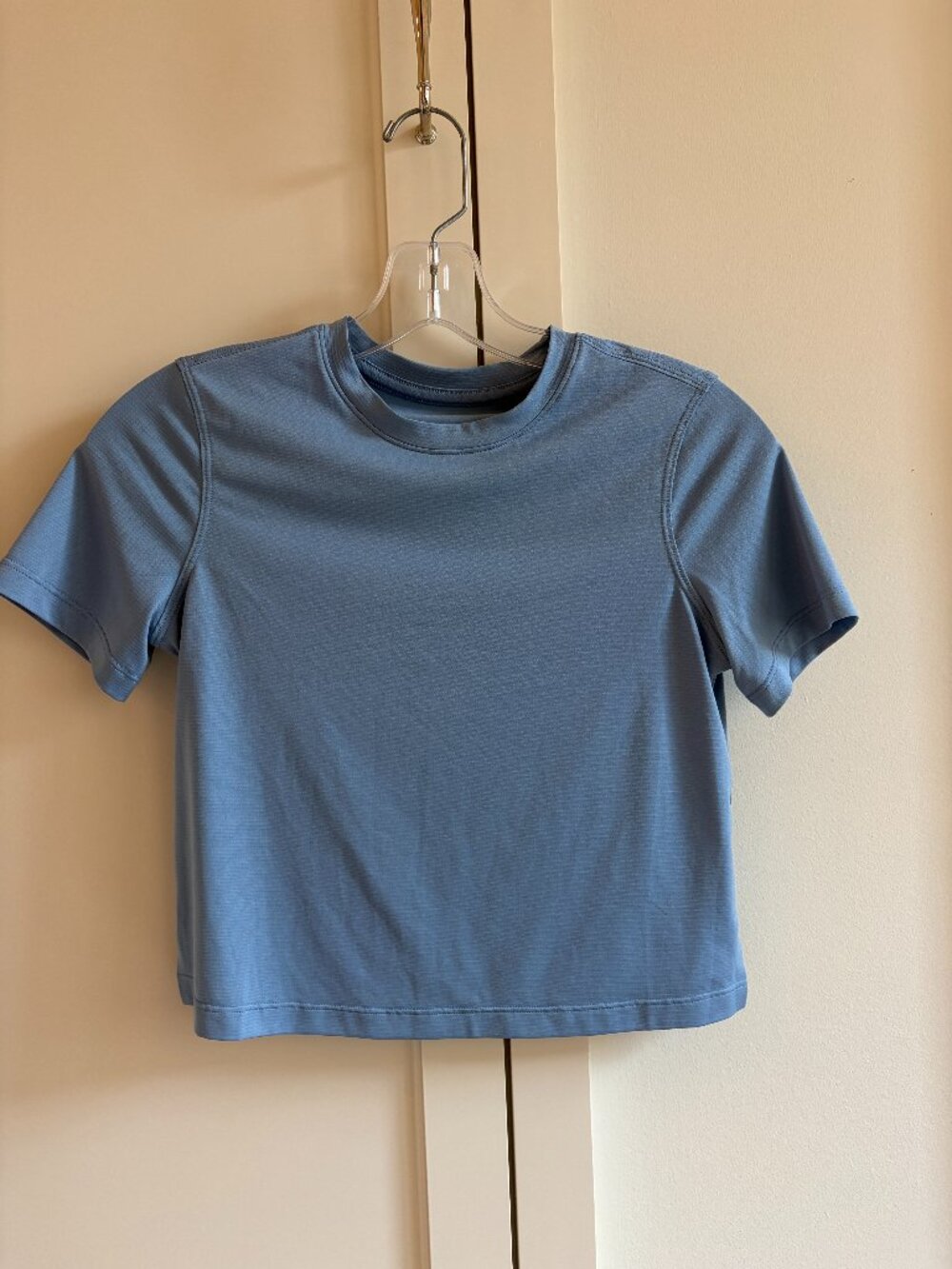 lululemon Light Blue Short Sleeve Crewneck